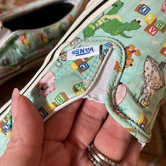 Limited Edition Vans Toy Story Andy's Toys Sneakers - Picture 8 of 8
